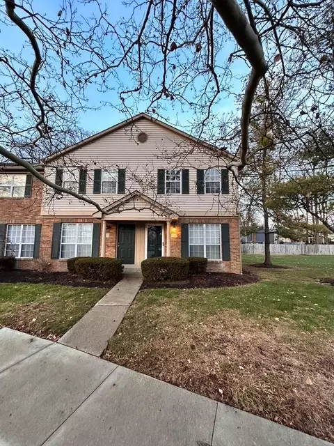 7770 Deercrest Ct, Dublin, OH 43016 photo 2