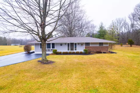 8070 Clouse Rd, New Albany, OH 43054