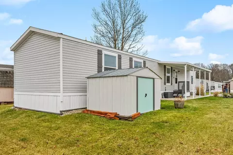 23 Winter Pine Dr, Delaware, OH 43015 photo 3