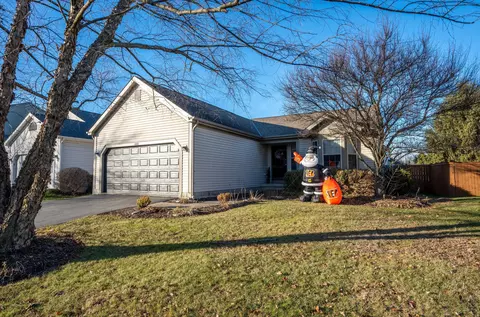 4818 Dori Park Dr, Hilliard, OH 43026