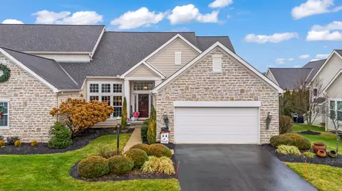 100 Tinley Park Cir, Delaware, OH 43015