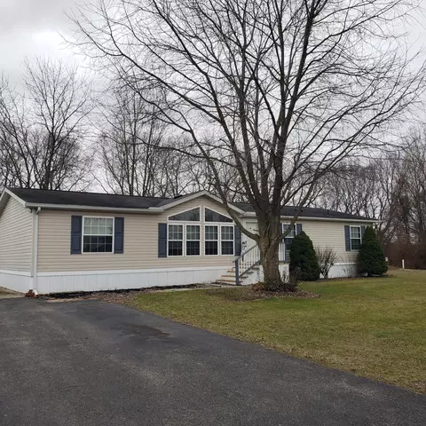 212 Briarwood Ct, South Bloomfield, OH 43103