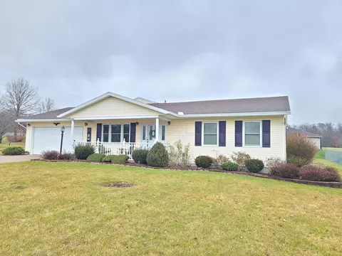 1780 Spring Village Ln, Ontario, OH 44906