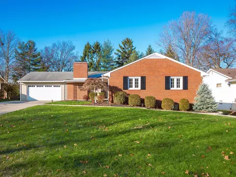 1159 Ridgedale Dr E, Worthington, OH 43085