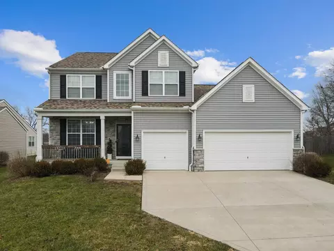 5675 Queen Victoria St, Groveport, OH 43125