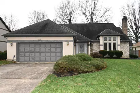 1059 Weatherwood Ct, Westerville, OH 43082