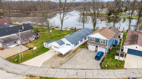 811 Maple Ave, Hebron, OH 43025 photo 3