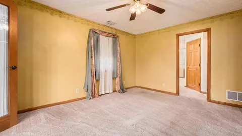 811 Maple Ave, Hebron, OH 43025 photo 32