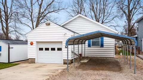 811 Maple Ave, Hebron, OH 43025 photo 4