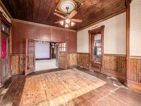 219 E High St, Ashley, OH 43003 photo 7