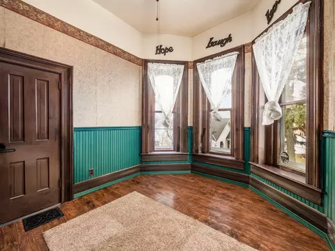 219 E High St, Ashley, OH 43003 photo 15