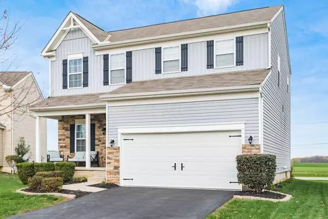342 Karst Cir, Ashville, OH 43103
