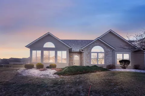 1715 Crossing Blvd, Circleville, OH 43113