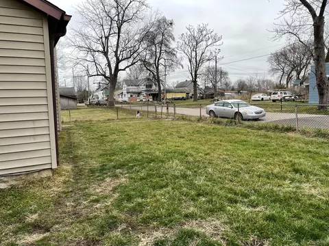 224 E George St, Marion, OH 43302 photo 9
