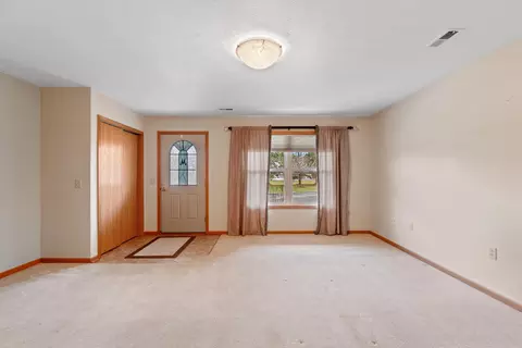 5 June Dr, Willard, OH 44890 photo 10