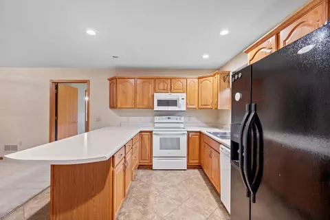 5 June Dr, Willard, OH 44890 photo 5