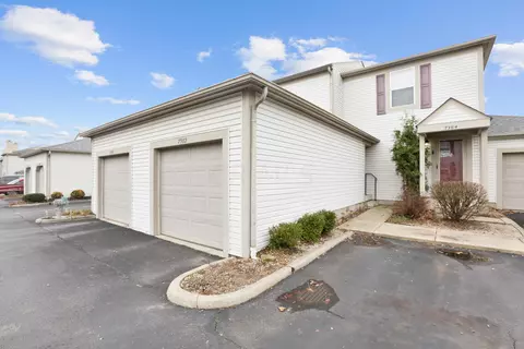 7382 Donovan Dr #96E, Blacklick, OH 43004