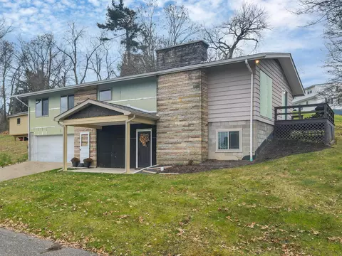 123 Franklin St, Saint Clairsville, OH 43950