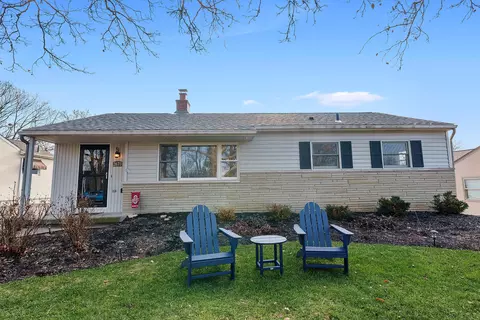 2673 Woodstock Rd, Columbus, OH 43221