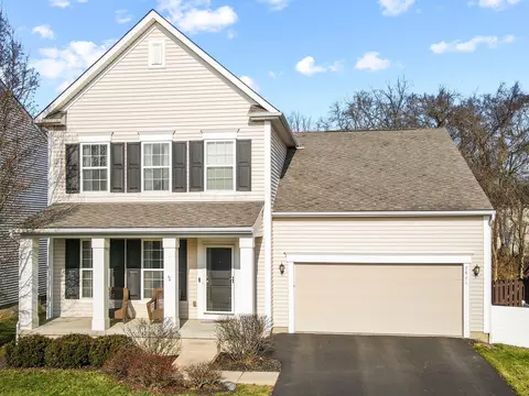 7844 Headwater Dr, Blacklick, OH 43004