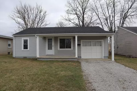 419 W Elm St, Washington Court House, OH 43160