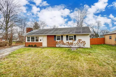 3830 N Hillcrest St, Hilliard, OH 43026