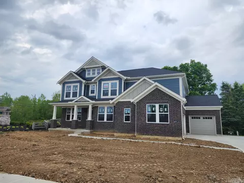 8476 Chesapeake Way NW, Pickerington, OH 43147