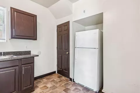 87 E Dodridge St, Columbus, OH 43202 photo 8