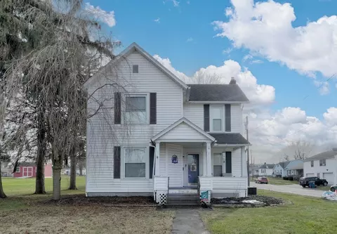 302 E Tiffin St, Willard, OH 44890 photo 2