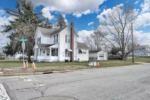 302 E Tiffin St, Willard, OH 44890 photo 3