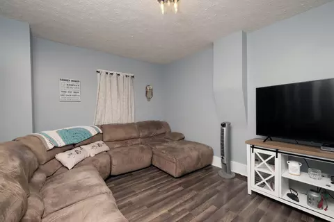 302 E Tiffin St, Willard, OH 44890 photo 13