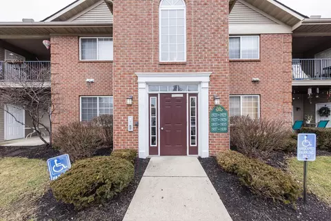 1929 Fortstone Ln, Columbus, OH 43228