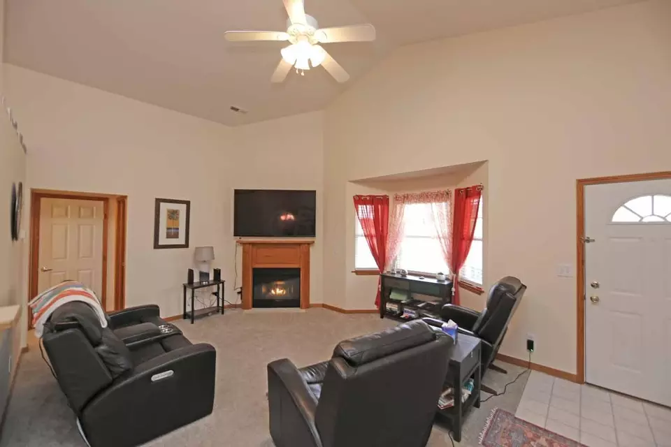 78 Fairway Dr, Mount Vernon, OH 43050 26 Photos Movoto