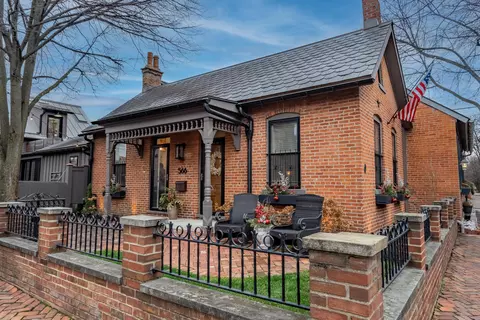 566 S 4th St, Columbus, OH 43206