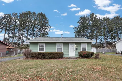 578 Seneca Dr, Newark, OH 43055