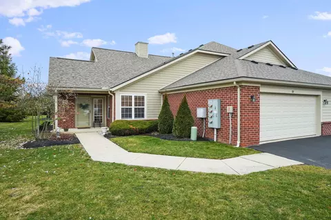 89 Greenhedge Cir, Delaware, OH 43015