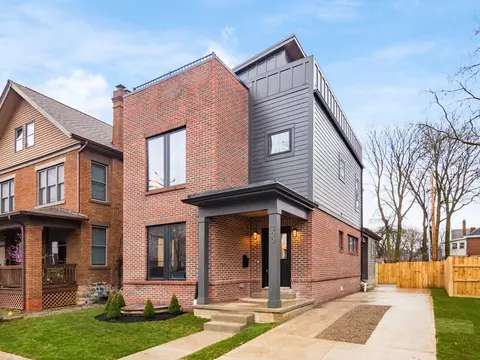 300 Kelton Ave, Columbus, OH 43205
