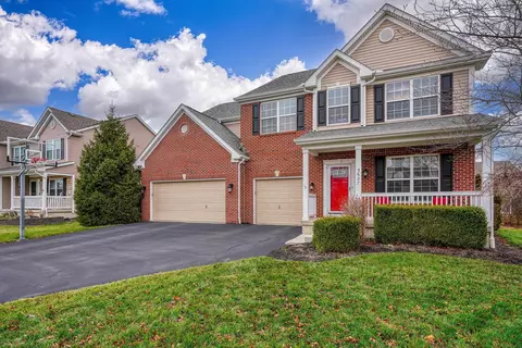 5627 Platinum Dr, Grove City, OH 43123