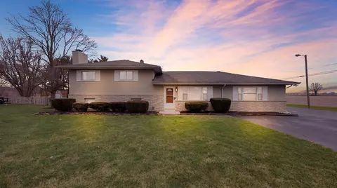 416 Elnora Dr, Galloway, OH 43119