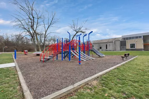 1724 E Kossuth St, Columbus, OH 43206 photo 20