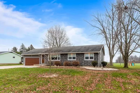 1953 Hoch Rd, Prospect, OH 43342