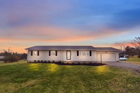 8516 Hagerty Rd, Ashville, OH 43103