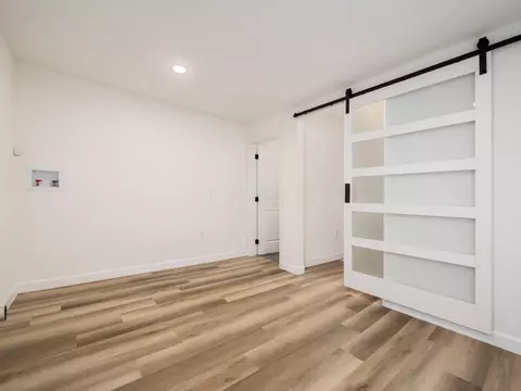 635 E 2nd Ave, Columbus, OH 43201 photo 19