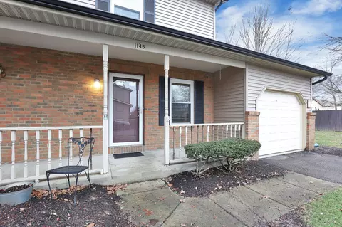 1146 Worthington Woods Blvd #2, Worthington, OH 43085