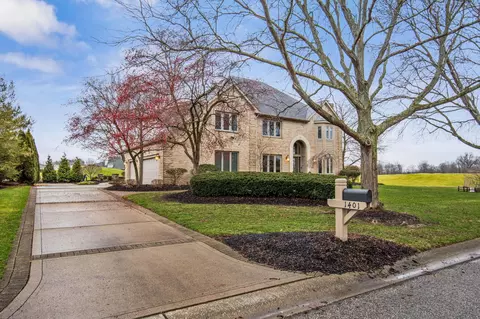 1401 Spanish Trail Ct, Blacklick, OH 43004