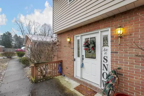 533 Sycamore Dr, Circleville, OH 43113 photo 3