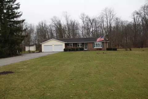 6273 Crestline Rd, Galion, OH 44833