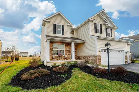 1662 Ivy St, Lewis Center, OH 43035