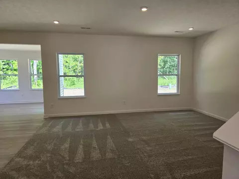 355 Haystack Ct, Pataskala, OH 43062 photo 7