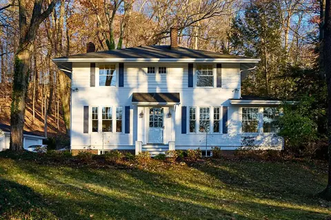 128 Shepardson Ct, Granville, OH 43023